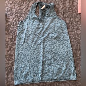 Athleta tank size medium